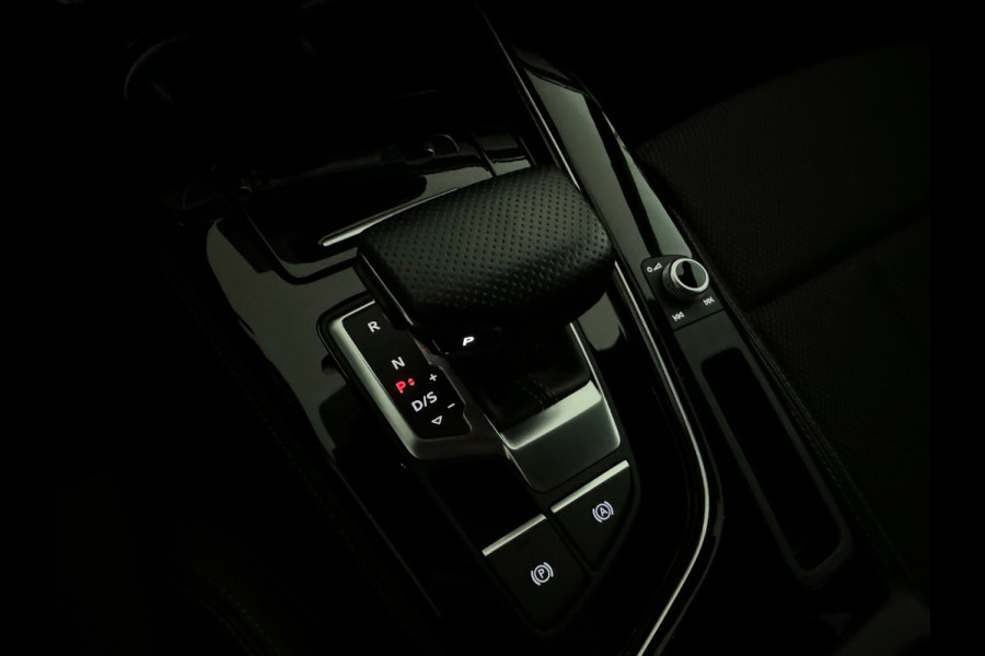 Audi A5 Sportback 40 TFSI S edition Competition Camera|Keyless|Trekhaak