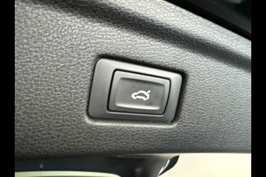 Audi A5 Sportback 40 TFSI S edition Competition Camera|Keyless|Trekhaak