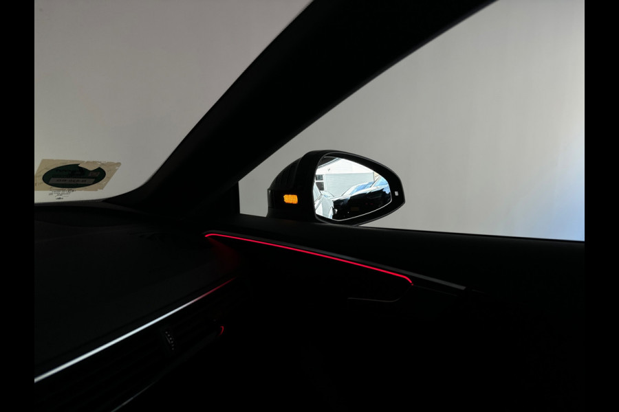 Audi A5 Sportback 40 TFSI S edition Competition Camera|Keyless|Trekhaak