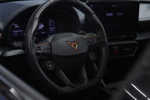 CUPRA Formentor 1.4 e-Hybrid VZ Copper Edition Performance 245PK PANO/LEER/CAMERA/SFEERV/MEMORY/BOMVOL