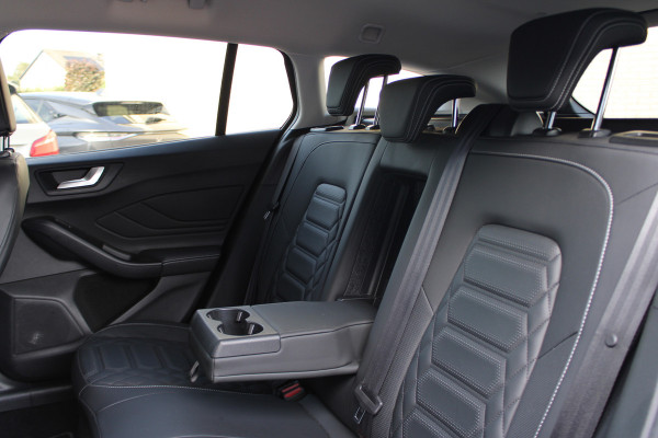 Ford FOCUS Wagon 1.0 EcoBoost Hybrid Active X | Leder! | Adaptieve cruise | Trekhaak | Camera | BLIS