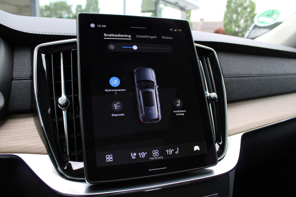 Volvo XC90 2.0 T8 Plug-in hybrid AWD Plus Bright | Luchtvering | BLIS | Panoramadak | 360 Camera