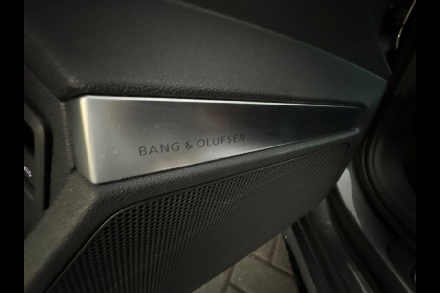 Audi RS3 Sportback 2.5 TFSI quattro Pano|Memory|HuD|B&O|Keyless|360