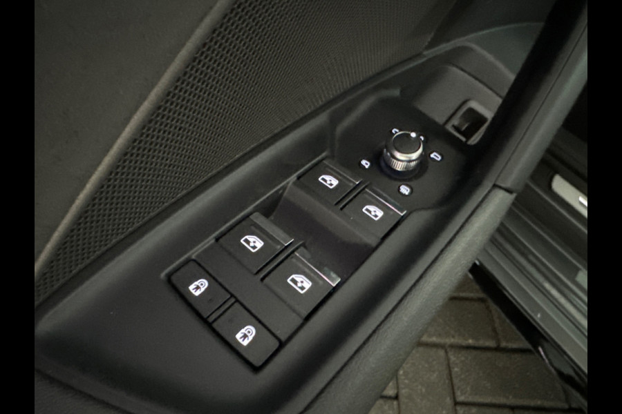 Audi RS3 Sportback 2.5 TFSI quattro Pano|Memory|HuD|B&O|Keyless|360