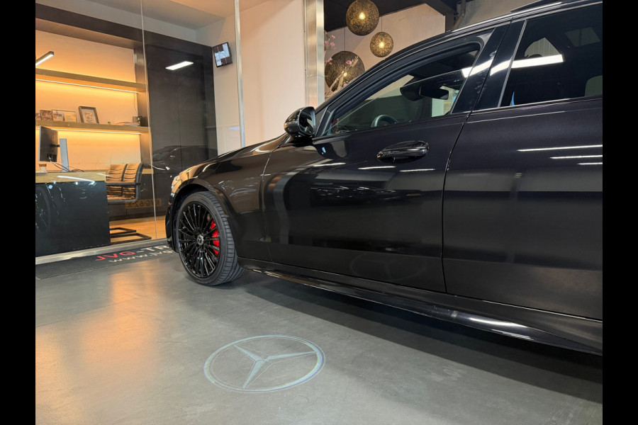 Mercedes-Benz C-Klasse 300 e AMG Night Panorama Memory Headup 360Camera