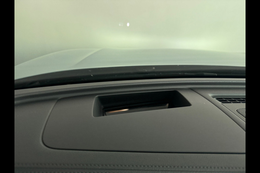 Volkswagen Tiguan 1.5 eHybrid R-Line Business Pano|H/K|Massage|HuD|Trekhaak