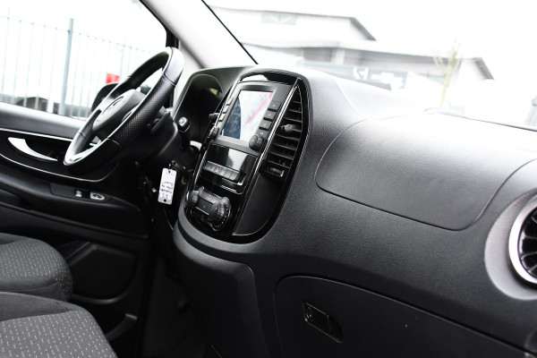 Mercedes-Benz Vito 119 CDI L2 Black Edition Camera, Cruise, Carplay, LED, Automaat, 190pk, Trekhaak, Multimedia, Sensoren, Uniek!