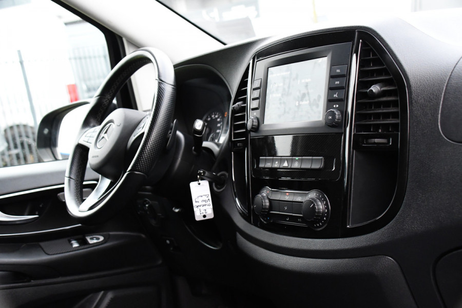 Mercedes-Benz Vito 119 CDI L2 Black Edition Camera, Cruise, Carplay, LED, Automaat, 190pk, Trekhaak, Multimedia, Sensoren, Uniek!