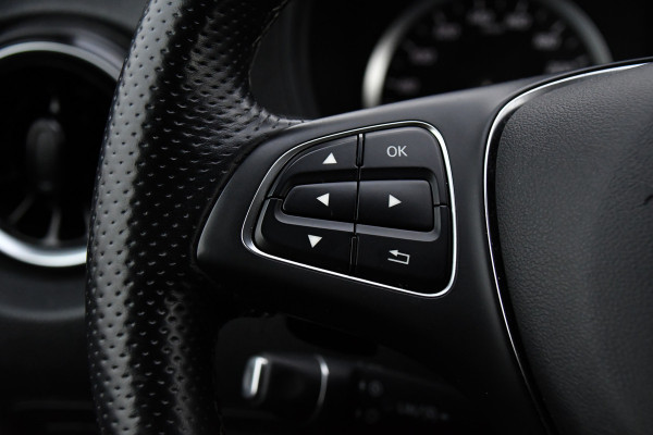Mercedes-Benz Vito 119 CDI L2 Black Edition Camera, Cruise, Carplay, LED, Automaat, 190pk, Trekhaak, Multimedia, Sensoren, Uniek!