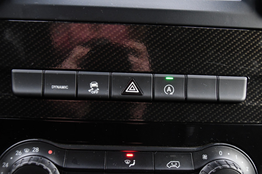 Mercedes-Benz Vito 119 CDI L2 Black Edition Camera, Cruise, Carplay, LED, Automaat, 190pk, Trekhaak, Multimedia, Sensoren, Uniek!