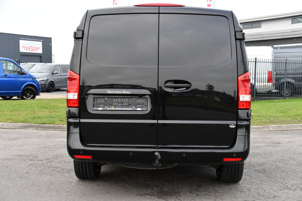 Mercedes-Benz Vito 119 CDI L2 Black Edition Camera, Cruise, Carplay, LED, Automaat, 190pk, Trekhaak, Multimedia, Sensoren, Uniek!