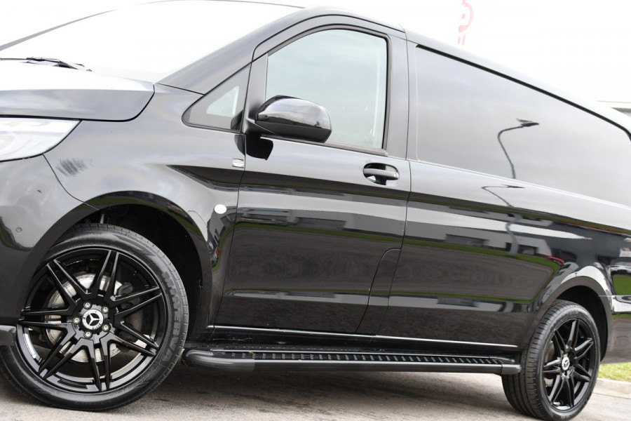 Mercedes-Benz Vito 119 CDI L2 Black Edition Camera, Cruise, Carplay, LED, Automaat, 190pk, Trekhaak, Multimedia, Sensoren, Uniek!
