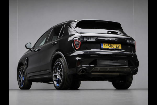 Lynk & Co 01 1.5 Sport (APPLE CARPLAY,SCHUIFDAK,CAMERA,360 VIEW,STOELVERWARMING,CLIMATE,CRUISE,LED,GETINT,SPORTSTOELEN,LM VELGEN)