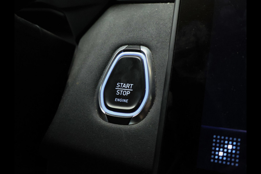 Lynk & Co 01 1.5 Sport (APPLE CARPLAY,SCHUIFDAK,CAMERA,360 VIEW,STOELVERWARMING,CLIMATE,CRUISE,LED,GETINT,SPORTSTOELEN,LM VELGEN)