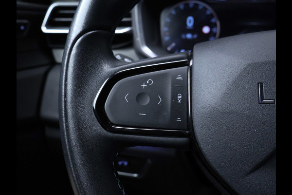 Lynk & Co 01 1.5 Sport (APPLE CARPLAY,SCHUIFDAK,CAMERA,360 VIEW,STOELVERWARMING,CLIMATE,CRUISE,LED,GETINT,SPORTSTOELEN,LM VELGEN)