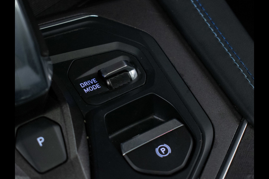 Lynk & Co 01 1.5 Sport (APPLE CARPLAY,SCHUIFDAK,CAMERA,360 VIEW,STOELVERWARMING,CLIMATE,CRUISE,LED,GETINT,SPORTSTOELEN,LM VELGEN)