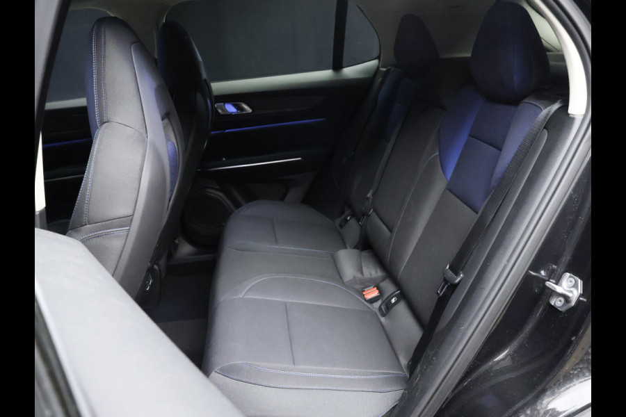 Lynk & Co 01 1.5 Sport (APPLE CARPLAY,SCHUIFDAK,CAMERA,360 VIEW,STOELVERWARMING,CLIMATE,CRUISE,LED,GETINT,SPORTSTOELEN,LM VELGEN)