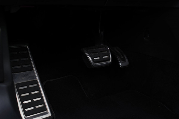 CUPRA Ateca 2.0 TSI 4DRIVE *Pano*Kuipstoelen*Trekhaak*360 Camera*Beats*