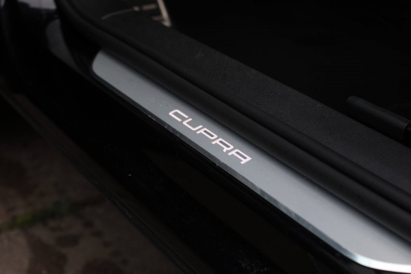 CUPRA Ateca 2.0 TSI 4DRIVE *Pano*Kuipstoelen*Trekhaak*360 Camera*Beats*