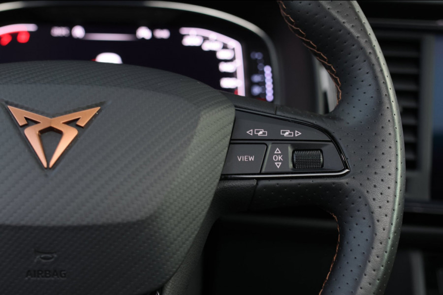 CUPRA Ateca 2.0 TSI 4DRIVE *Pano*Kuipstoelen*Trekhaak*360 Camera*Beats*