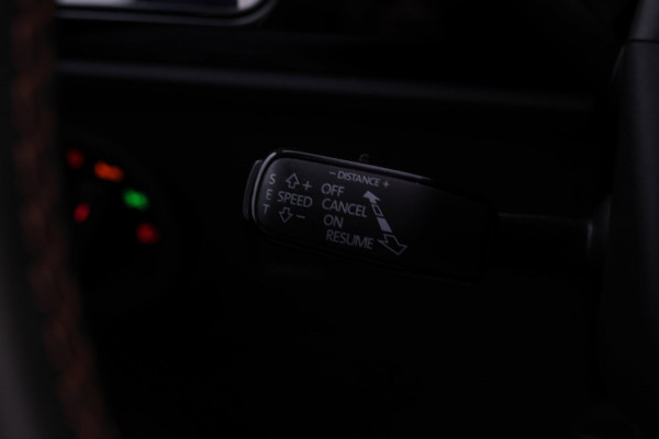 CUPRA Ateca 2.0 TSI 4DRIVE *Pano*Kuipstoelen*Trekhaak*360 Camera*Beats*
