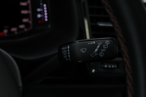 CUPRA Ateca 2.0 TSI 4DRIVE *Pano*Kuipstoelen*Trekhaak*360 Camera*Beats*