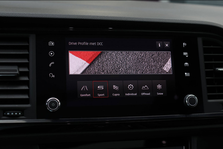 CUPRA Ateca 2.0 TSI 4DRIVE *Pano*Kuipstoelen*Trekhaak*360 Camera*Beats*