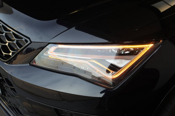 CUPRA Ateca 2.0 TSI 4DRIVE *Pano*Kuipstoelen*Trekhaak*360 Camera*Beats*