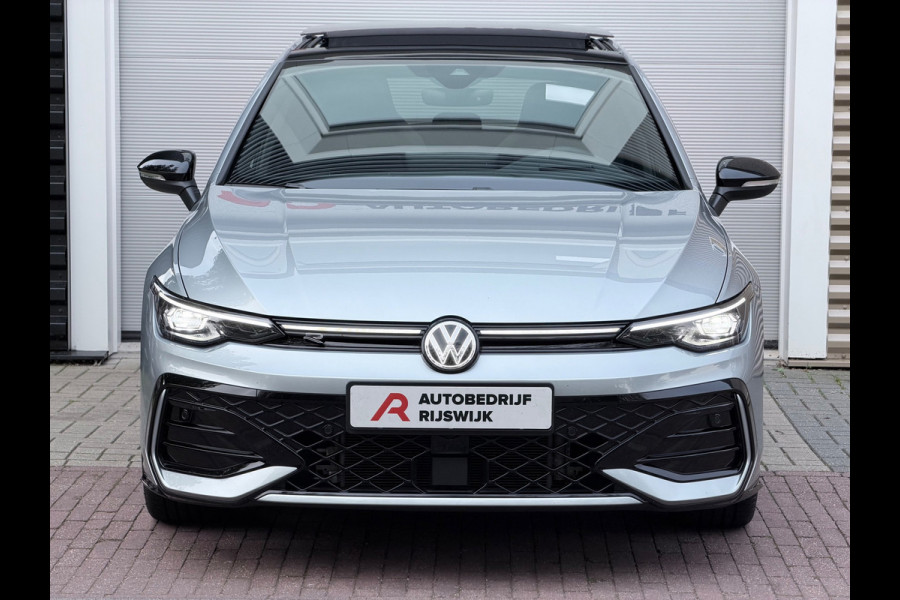 Volkswagen Golf 1.5 eTSI R-Line Pano/HuD/IQ.Light/Camera