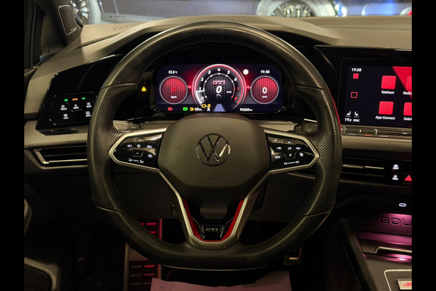 Volkswagen Golf 2.0 TSI GTI Perfomance|PANO|BOMVOL!