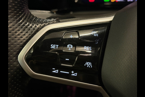 Volkswagen Golf 2.0 TSI GTI Perfomance|PANO|BOMVOL!