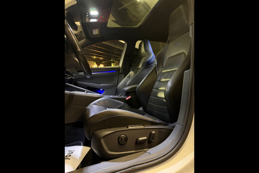 Volkswagen Golf 2.0 TSI R 4Motion AKRA|PANO|BOMVOL!