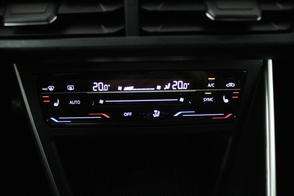Volkswagen Polo 1.0 TSI Life Business (CAMERA, STOELVERWARMING, CRUISE ADAPTIEF, PARKEERSENSOREN)