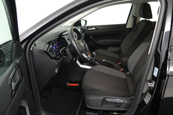 Volkswagen Polo 1.0 TSI Life Business (CAMERA, STOELVERWARMING, CRUISE ADAPTIEF, PARKEERSENSOREN)
