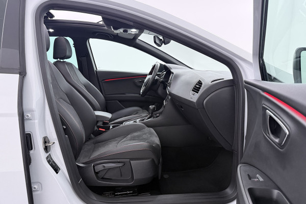 Seat Leon ST 1.5 TSI FR Ultimate Edition Black (PANORAMADAK, STOELVERWARMING, TREKHAAK AF, BEATS AUDIO, DIGITALE COCKPIT)