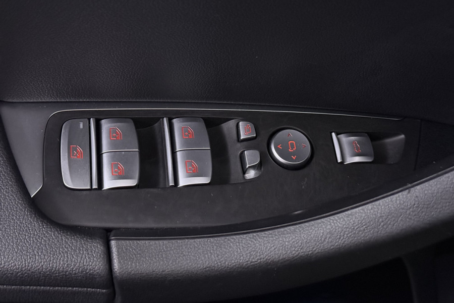 BMW iX3 Executive 80 kWh (SOH 98%, PANORAMADAK, STOELVERWARMING, ELEKTR STOELEN, CAMERA)