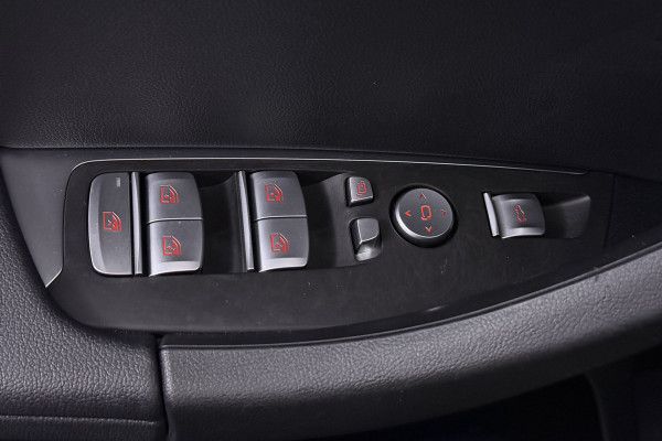 BMW iX3 Executive 80 kWh (SOH 98%, PANORAMADAK, STOELVERWARMING, ELEKTR STOELEN, CAMERA)