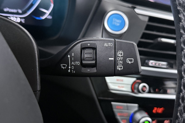BMW iX3 Executive 80 kWh (SOH 98%, PANORAMADAK, STOELVERWARMING, ELEKTR STOELEN, CAMERA)