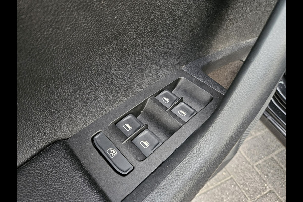 Škoda Octavia Combi 1.0 TSI Trekhaak! Carplay! Airco/Clima! Navigatie! Cruise Control! Nette Auto! Dealer Onderhouden!