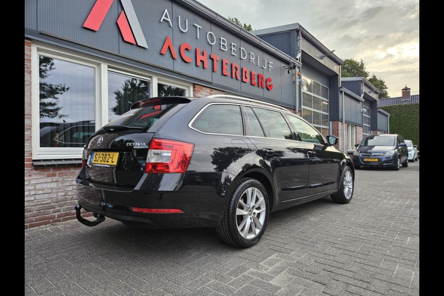 Škoda Octavia Combi 1.0 TSI Trekhaak! Carplay! Airco/Clima! Navigatie! Cruise Control! Nette Auto! Dealer Onderhouden!