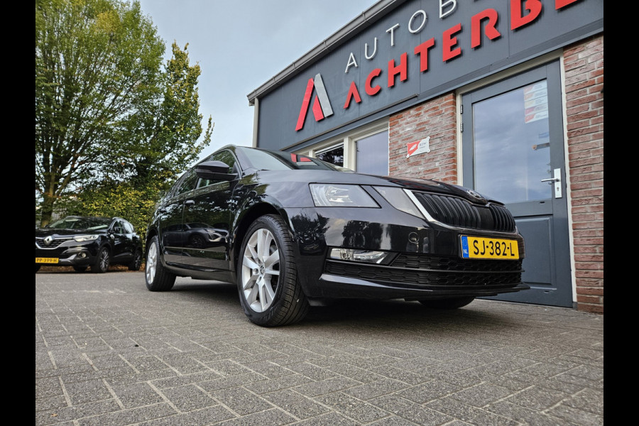Škoda Octavia Combi 1.0 TSI Trekhaak! Carplay! Airco/Clima! Navigatie! Cruise Control! Nette Auto! Dealer Onderhouden!