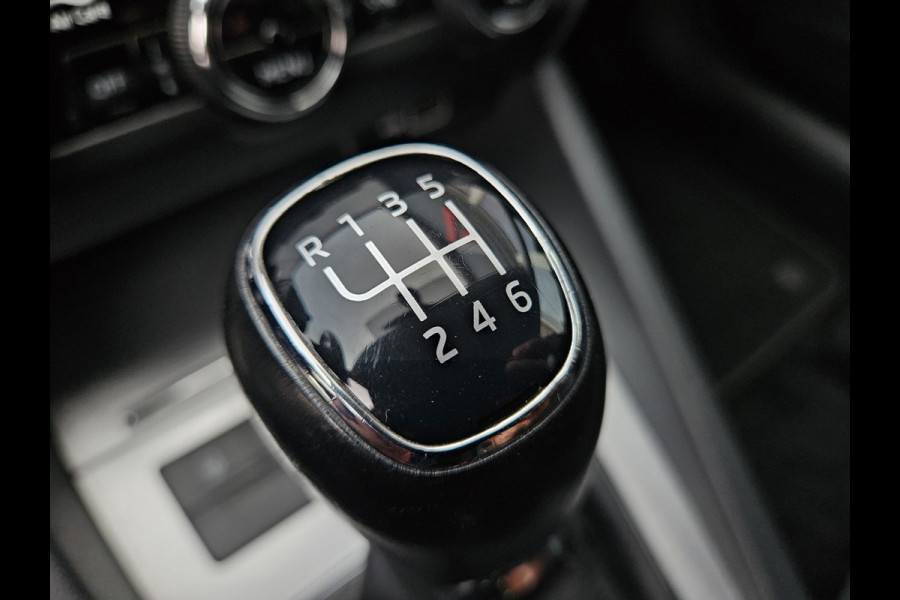 Škoda Octavia Combi 1.0 TSI Trekhaak! Carplay! Airco/Clima! Navigatie! Cruise Control! Nette Auto! Dealer Onderhouden!