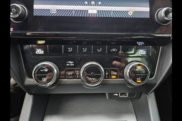Škoda Octavia Combi 1.0 TSI Trekhaak! Carplay! Airco/Clima! Navigatie! Cruise Control! Nette Auto! Dealer Onderhouden!