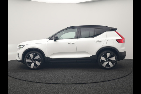Volvo XC40 Recharge Ultimate 69 kWh 231pk Dealer O.H. | Panodak | Warmtepomp | 360 Camera | Adaptive Cruise | Harman / Kardon | Sportstoelen Memory & Verwarmd | Blis | Keyless | Pilot Assist | Apple Carplay | Stuur Verwarmd | Google Assistent &  | 20"L.M |
