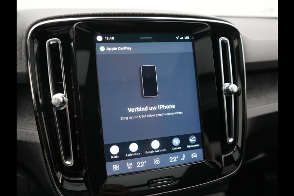 Volvo XC40 Recharge Ultimate 69 kWh 231pk Dealer O.H. | Panodak | Warmtepomp | 360 Camera | Adaptive Cruise | Harman / Kardon | Sportstoelen Memory & Verwarmd | Blis | Keyless | Pilot Assist | Apple Carplay | Stuur Verwarmd | Google Assistent &  | 20"L.M |