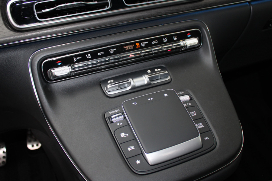 Mercedes-Benz V-Klasse 300d / AMG / DC / 4-Matic / 8.000 km / Pano / Burmester / Stoelkoeling / Vol Opties / NIEUWSTAAT.
