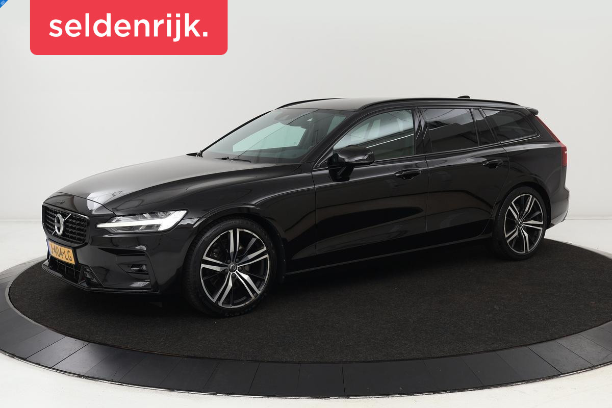 Volvo V60 B3 R-Design | Camera | Stoel & Stuurverwarming | Carplay | Half leder | Full LED | PDC | Memory | Keyless | Navigatie