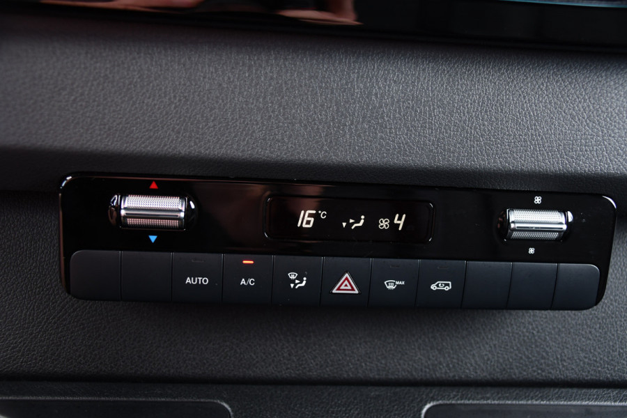 Mercedes-Benz Sprinter 519 V6 3.0 CDI L4H2 PB Edition N1, 360 Camera, Cruise, Carplay, 10,5'' Mbux, Automaat, Sensoren, 190pk, Elektrische deur, Stoelverwarming, Geveerde stoel, Uniek! 319