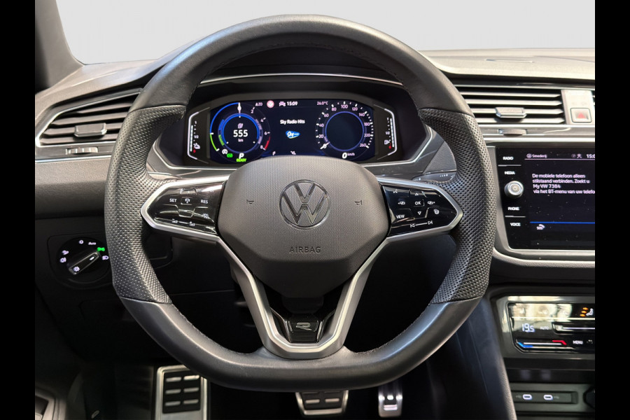 Volkswagen Tiguan 1.4 TSI e-H 245PK|R-Line|360°|IQ.|Pano|Memory|Leder|