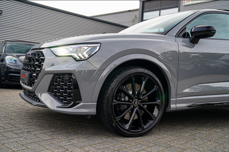 Audi RSQ3 Sportback TFSI RS | Schuifdak | RS Zetels | Bang&Olufsen 3D Premium | Adaptieve Cruise | Sport uitlaat | NardoGrey |